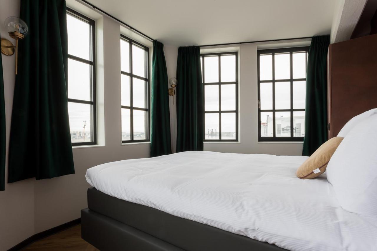 Hotel De Timmerfabriek I Kloeg Collection 弗利辛恩 外观 照片