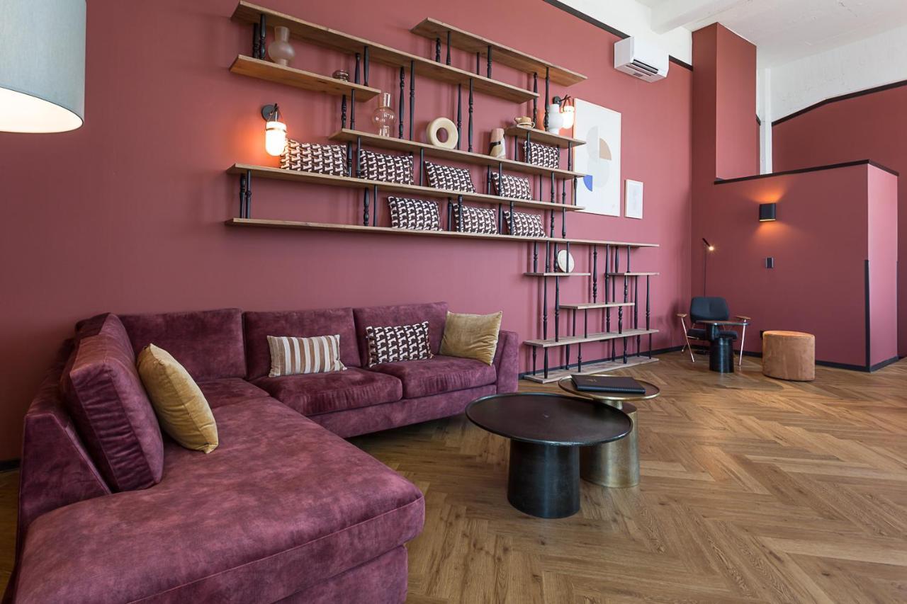 Hotel De Timmerfabriek I Kloeg Collection 弗利辛恩 外观 照片