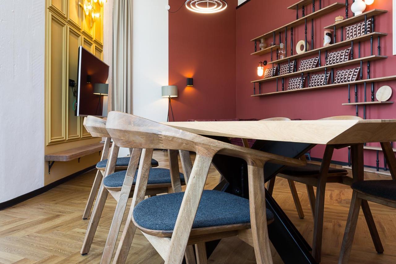 Hotel De Timmerfabriek I Kloeg Collection 弗利辛恩 外观 照片