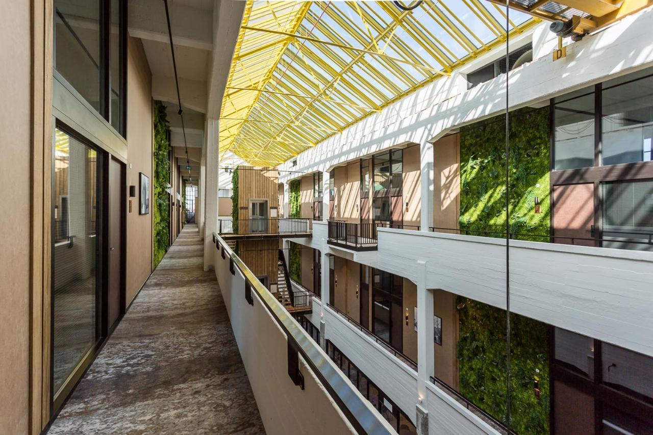 Hotel De Timmerfabriek I Kloeg Collection 弗利辛恩 外观 照片